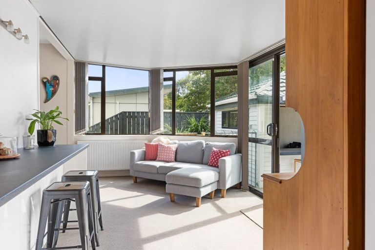 Photo of property in 123 Govett Avenue, Frankleigh Park, New Plymouth, 4310