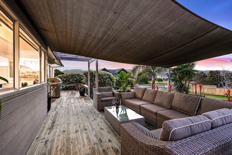 Photo of property in 2 Excelsior Way, Omaha, 0986