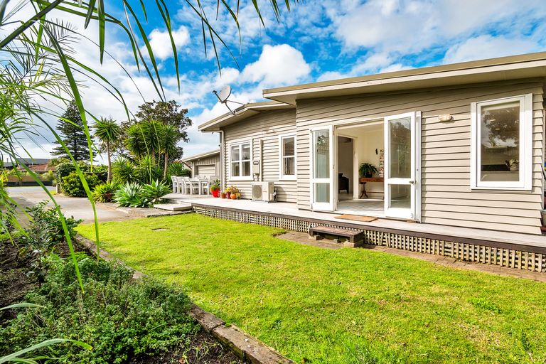 Photo of property in 428 Hibiscus Coast Highway, Orewa, 0931
