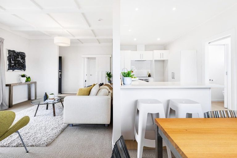 Photo of property in 797a Te Atatu Road, Te Atatu Peninsula, Auckland, 0610