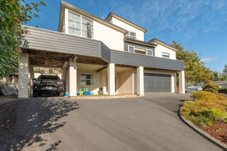 Photo of property in 64 Little John Drive, Bellevue, Tauranga, 3110