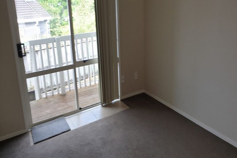 Photo of property in 25 Mercury Lane, Windsor Park, Auckland, 0632