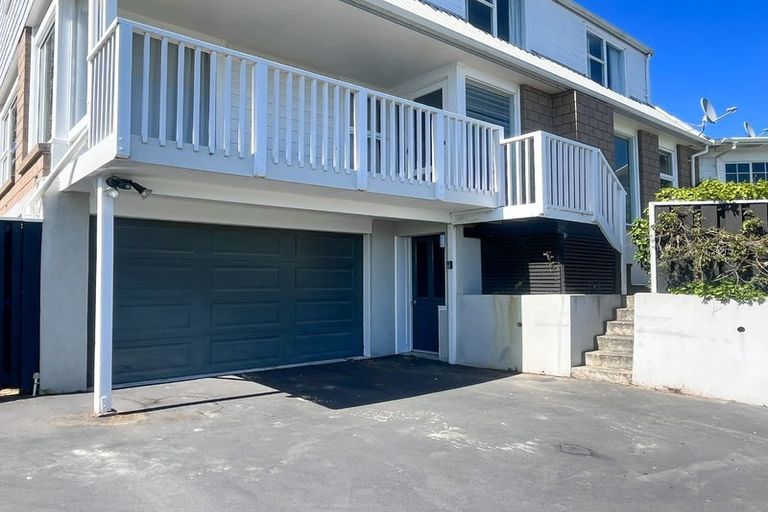 Photo of property in 9 Patchett Place, Cashmere, Christchurch, 8022