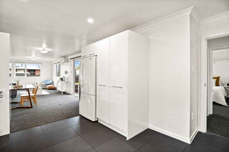 Photo of property in 272 Oxford Street, South Dunedin, Dunedin, 9012