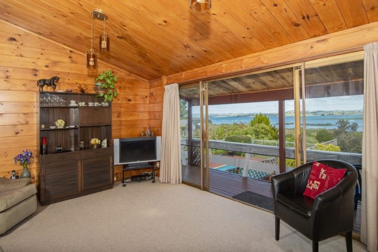 Photo of property in 78 West View Crescent, Onerahi, Whangarei, 0110