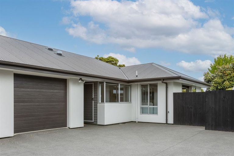 Photo of property in 285b Cranford Street, St Albans, Christchurch, 8052