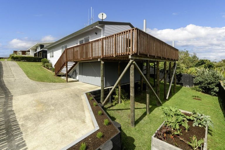 Photo of property in 25c Linton Crescent, Matua, Tauranga, 3110