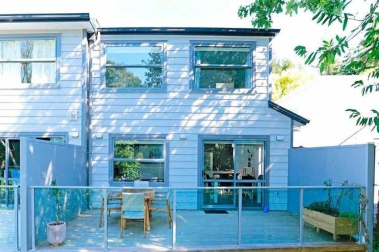 Photo of property in 3/42 Charlemont Street, Whitiora, Hamilton, 3200