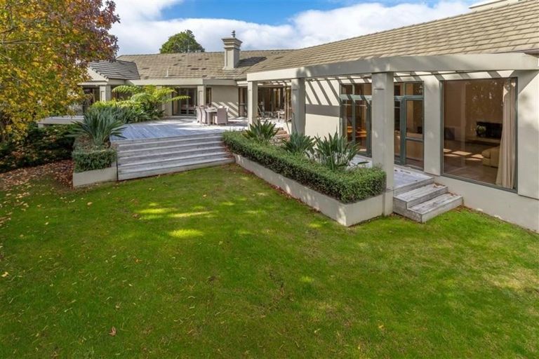 Photo of property in 312 Upper Harbour Drive, Greenhithe, Auckland, 0632