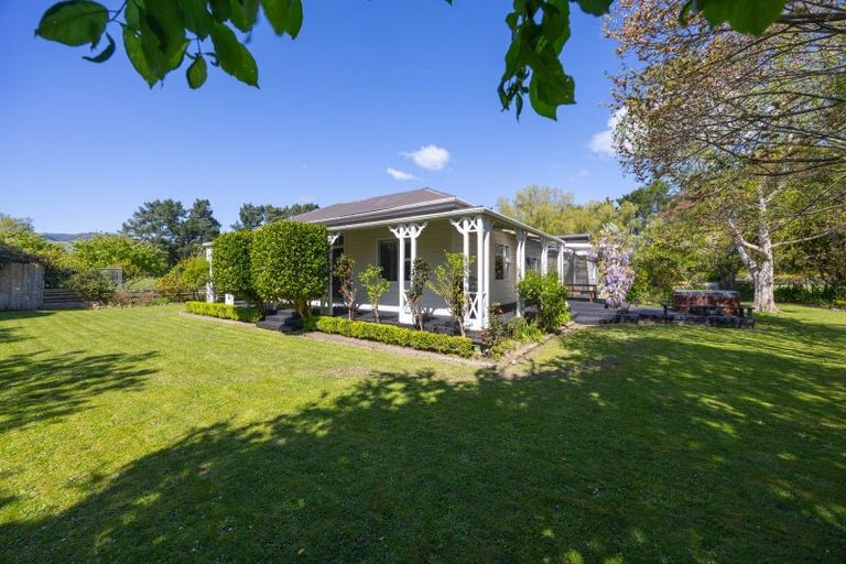 Photo of property in 122 Pohangina Road, Ashhurst, Palmerston North, 4470