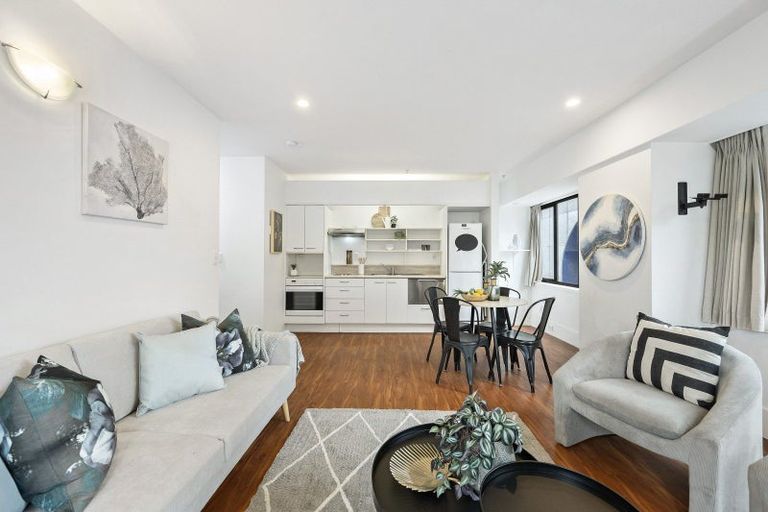 Photo of property in St Peters Apartments, 2a/192 Willis Street, Te Aro, Wellington, 6011
