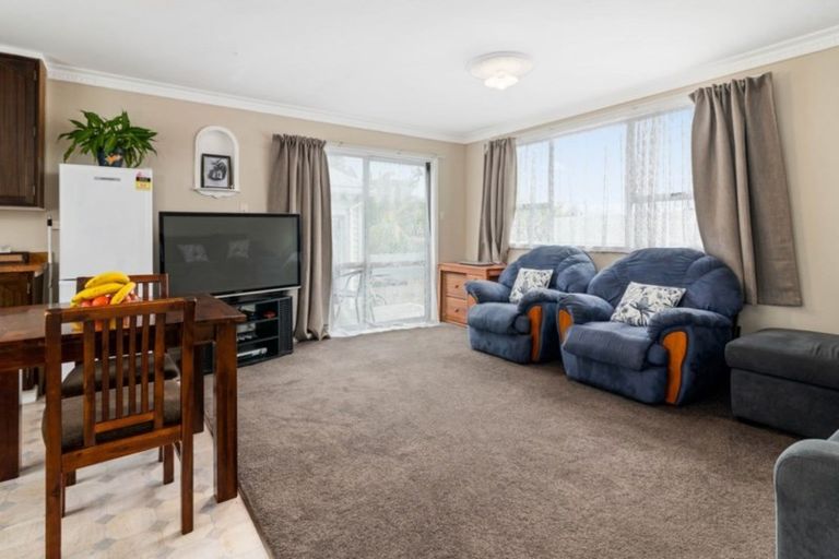Photo of property in 8 Puweto Street, Selwyn Heights, Rotorua, 3015