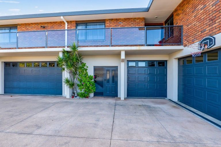 Photo of property in 97 Parklands Avenue, Bell Block, New Plymouth, 4312