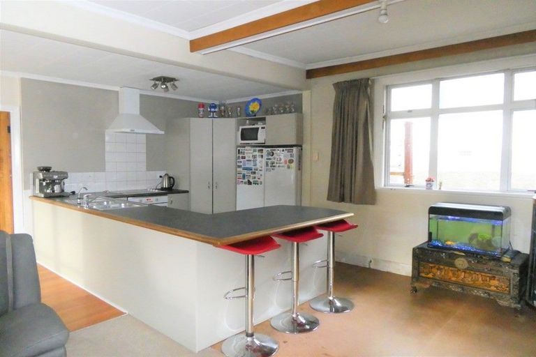 Photo of property in 17 Ashmore Avenue, Cobden, Greymouth, 7802