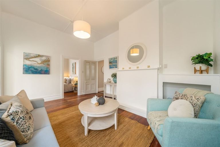 Photo of property in 11 Richmond Street, Petone, Lower Hutt, 5012