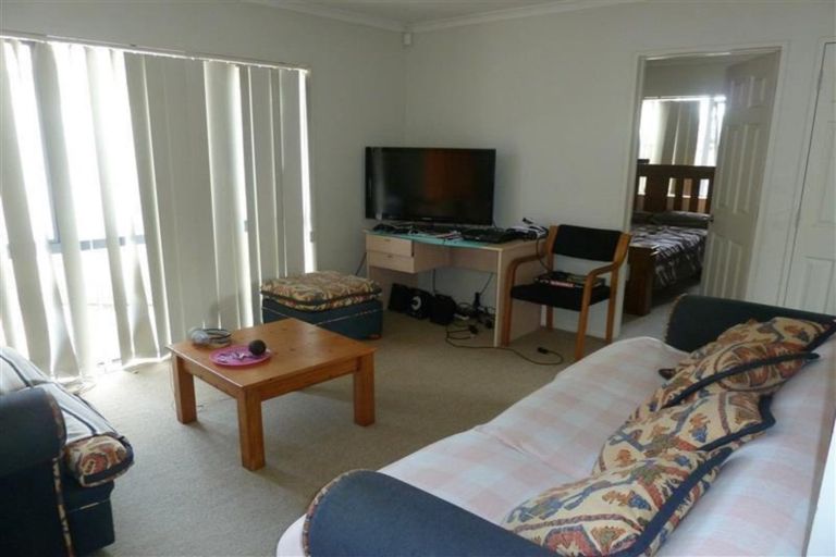 Photo of property in 16 Raphoe Road, Flat Bush, Auckland, 2019