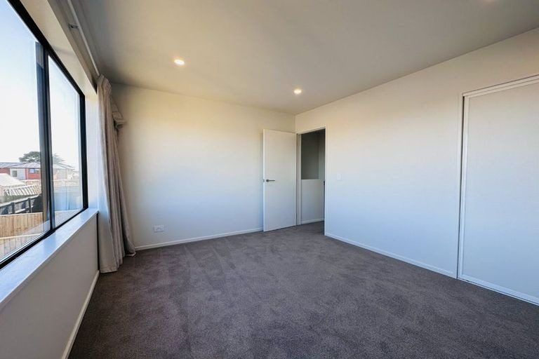 Photo of property in 7/9 Marcroft Street, Woolston, Christchurch, 8062