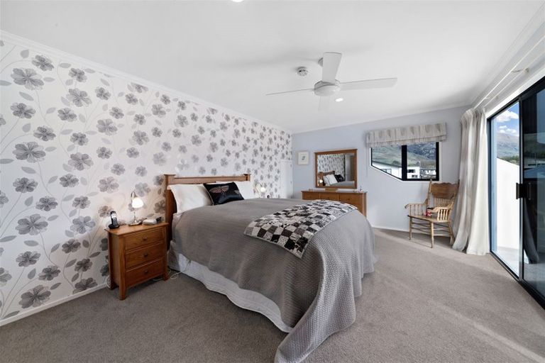 Photo of property in 113 Meadowstone Drive, Wanaka, 9305