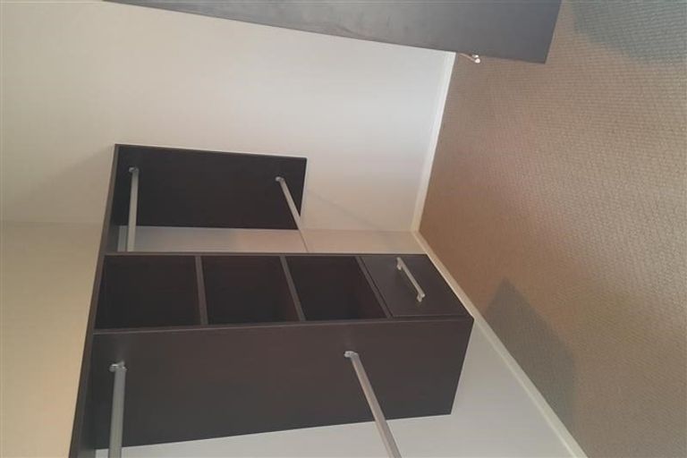 Photo of property in 77e Sturges Road, Henderson, Auckland, 0612