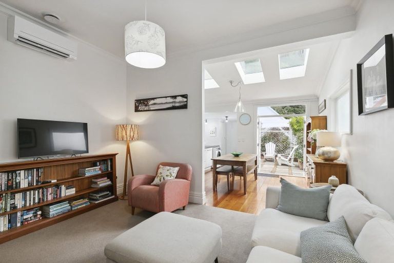 Photo of property in 206 Tinakori Road, Thorndon, Wellington, 6011