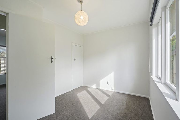 Photo of property in 28 Mount View Road, Melville, Hamilton, 3206