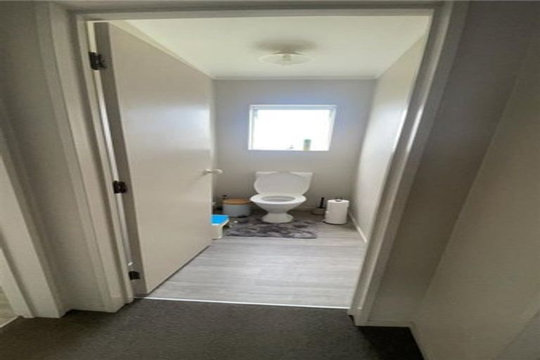 Photo of property in 28/24 Eastglen Road, Glen Eden, Auckland, 0602