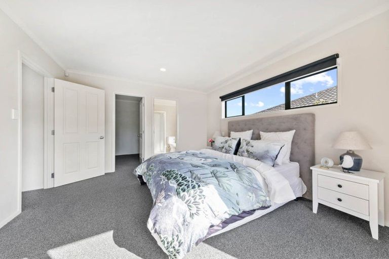 Photo of property in 35 Greig Place, Pukekohe, 2120