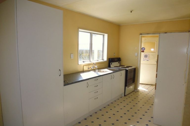 Photo of property in 242a Flaxmere Avenue, Flaxmere, Hastings, 4120