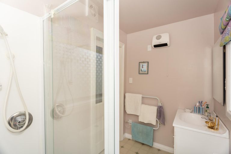 Photo of property in 17-19 Spiers Street, Kakanui, Oamaru, 9495