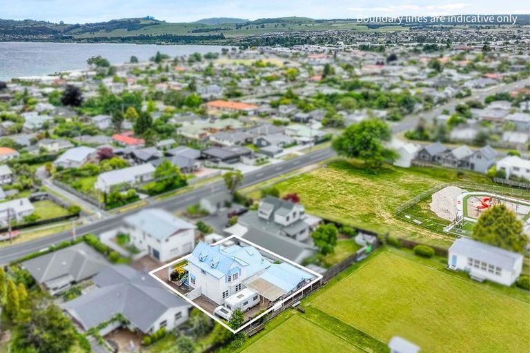 Photo of property in 44 Mere Road, Taupo, 3330