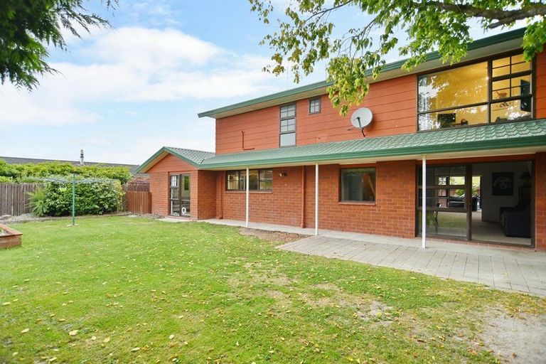 Photo of property in 106 Blackett Street, Rangiora, 7400