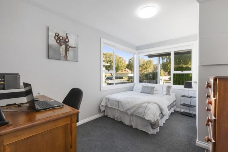 Photo of property in 1312 High Street, Taita, Lower Hutt, 5011