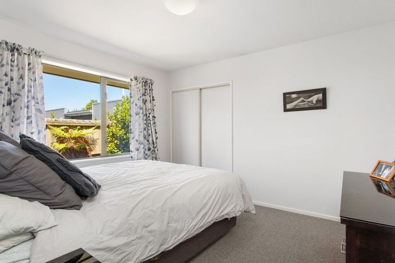 Photo of property in 53 Grimseys Road, Redwood, Christchurch, 8051