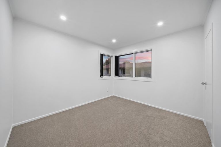 Photo of property in 67 Smiths Avenue, Papakura, 2110