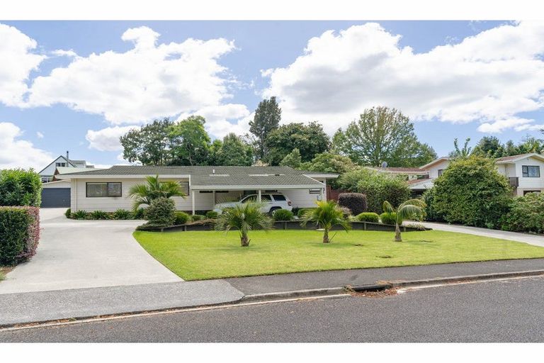 Photo of property in 14 Hawkings Crescent, Kerikeri, 0230