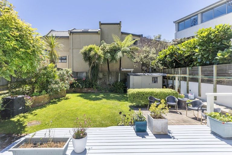 Photo of property in 10 Hall Street, Newtown, Wellington, 6021