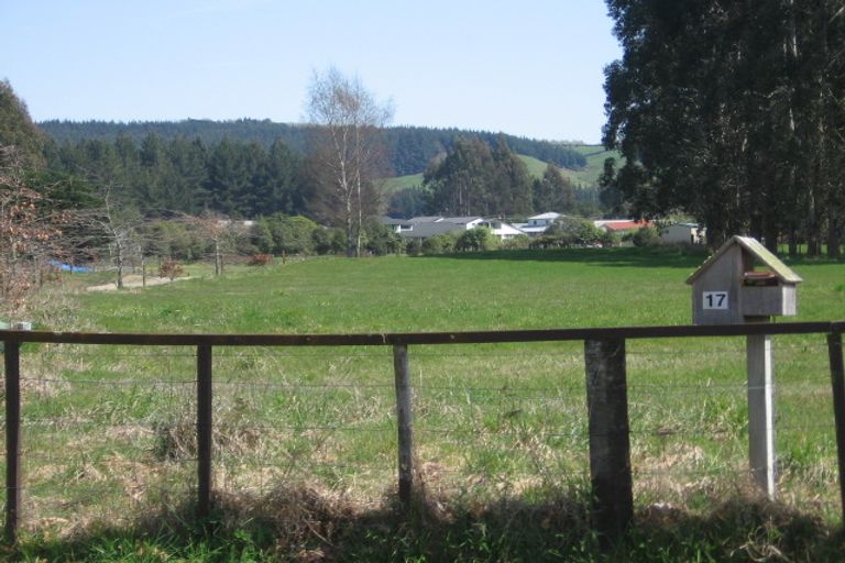 Photo of property in 17 Diamond Street, Pukehangi, Rotorua, 3015