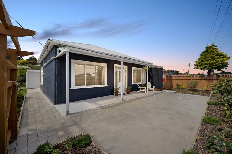 Photo of property in 24 Brighton Road, Green Island, Dunedin, 9018