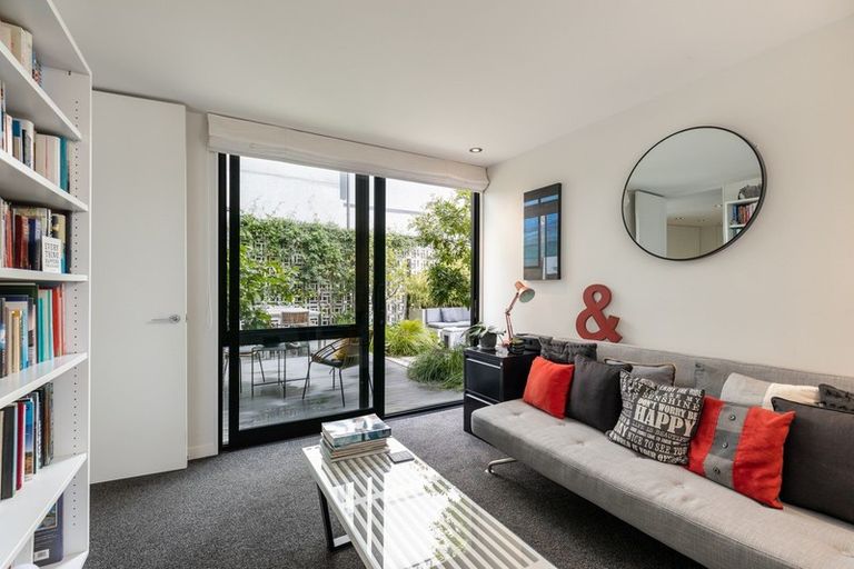 Photo of property in 5/8 Sussex Street, Nelson, 7010