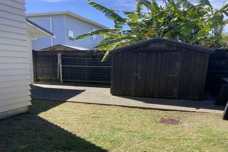 Photo of property in 40 Mulvaney Crescent, Henderson, Auckland, 0612