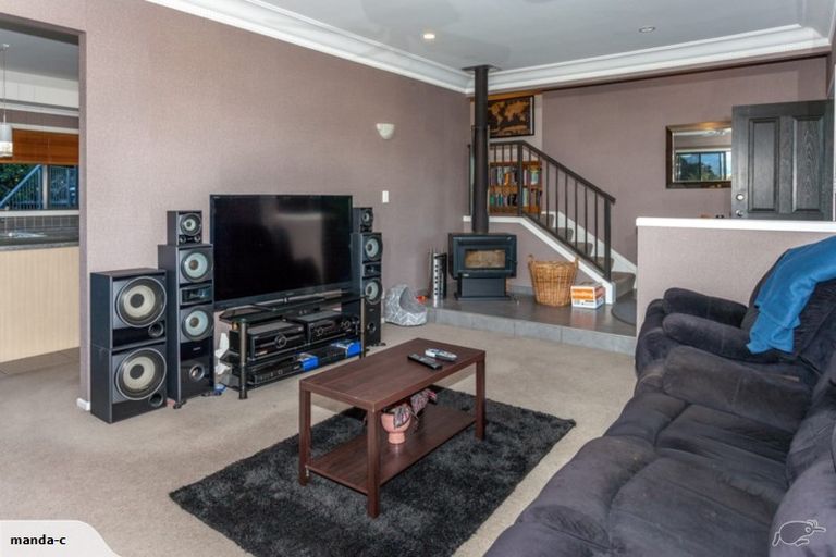 Photo of property in 12 Haddon Crescent, Whitianga, 3510