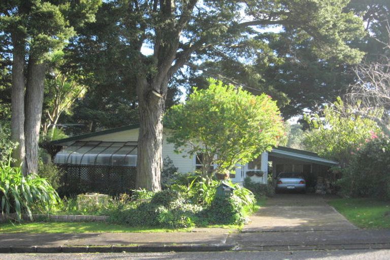 Photo of property in 36 Kelvyn Grove, Hillpark, Auckland, 2102