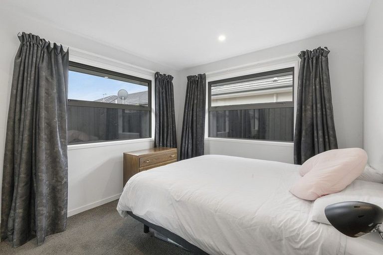 Photo of property in 66 Packard Crescent, Halswell, Christchurch, 8025