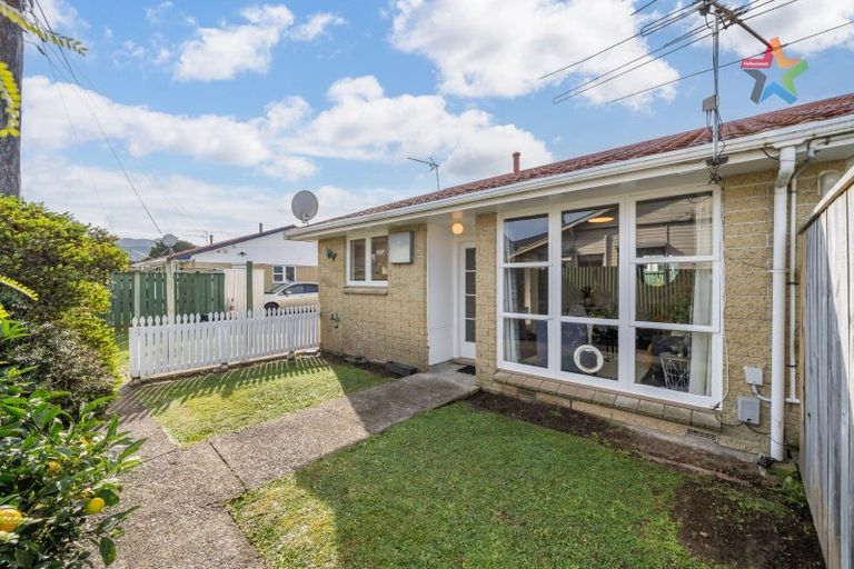 Photo of property in 2/62 Ararino Street, Trentham, Upper Hutt, 5018