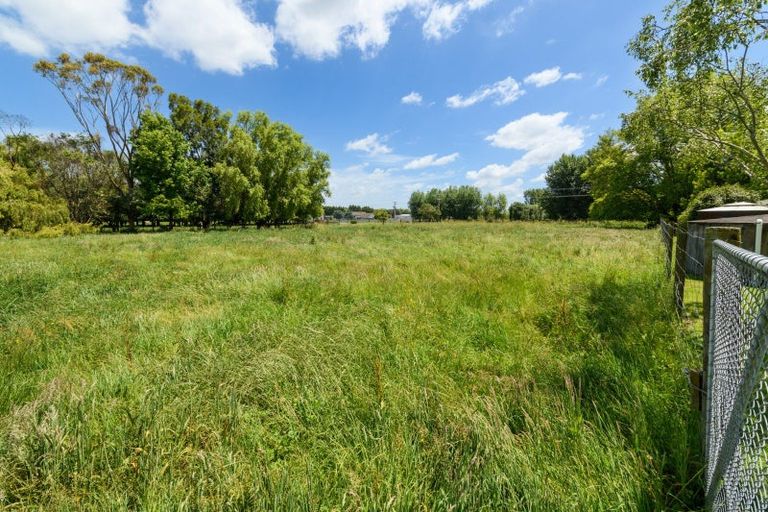 Photo of property in 83 Oroua Road, Kairanga, Palmerston North, 4475