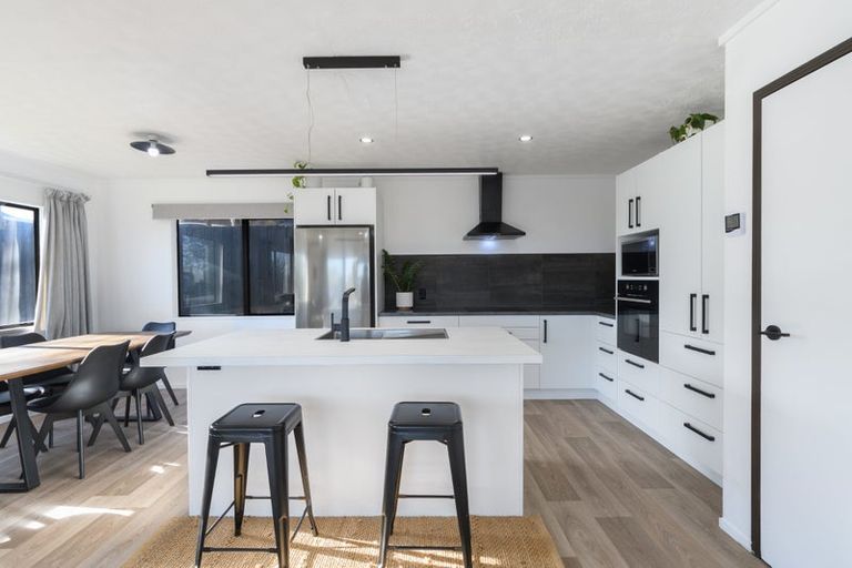 Photo of property in 11 Ruahine Street, Ohauiti, Tauranga, 3112