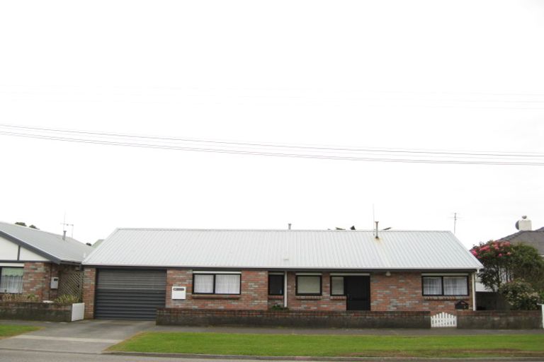Photo of property in 3 Witako Street, Fitzroy, New Plymouth, 4312
