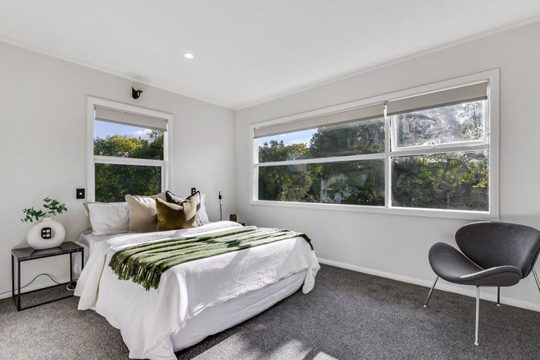 Photo of property in 1 Kingsway Crescent, Forest Lake, Hamilton, 3200