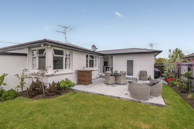 Photo of property in 58 Mcmurdo Street, Tinwald, Ashburton, 7700