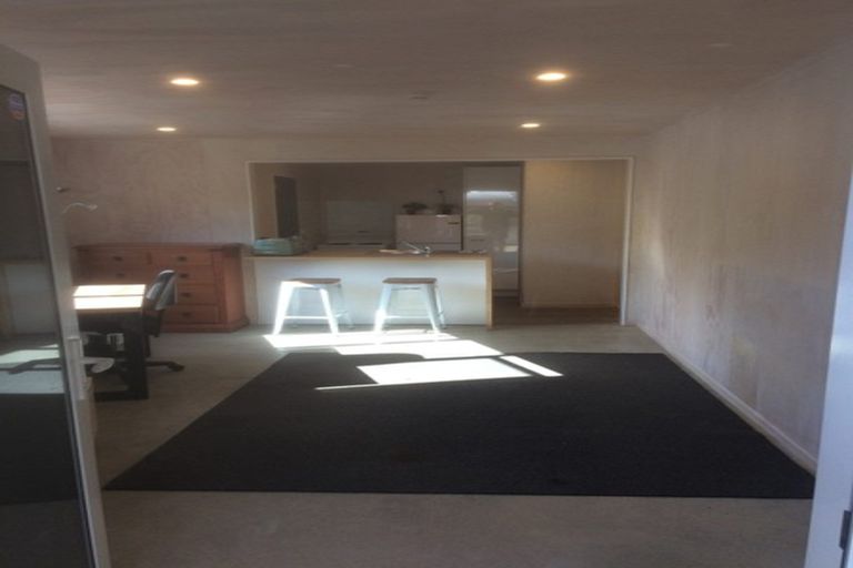 Photo of property in 414 Ohiro Road, Brooklyn, Wellington, 6021